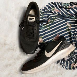 3 For $10 Nike Flex Black Sneakers- Flex Experience RN 7